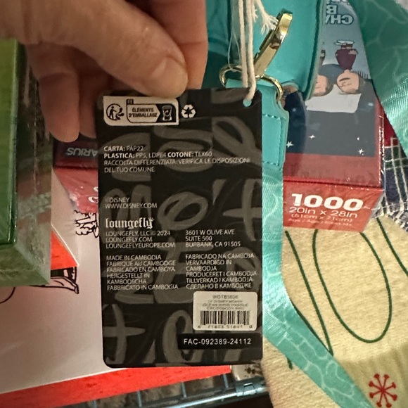 Loungefly Disney Hardtag baby Moana Crossbody Bag New With tags - Picture 7 of 7